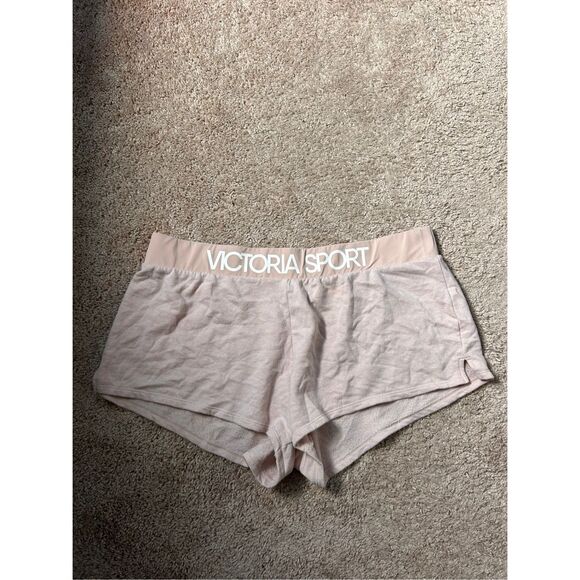 Victoria Sport shorts size XL - Picture 1 of 3